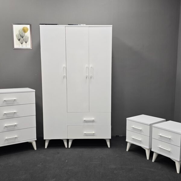 SİTİL WHITE 3 KAPAKLI DOLAP+4 ÇEKMECELİ ŞİFONYER+2 KOMODİN