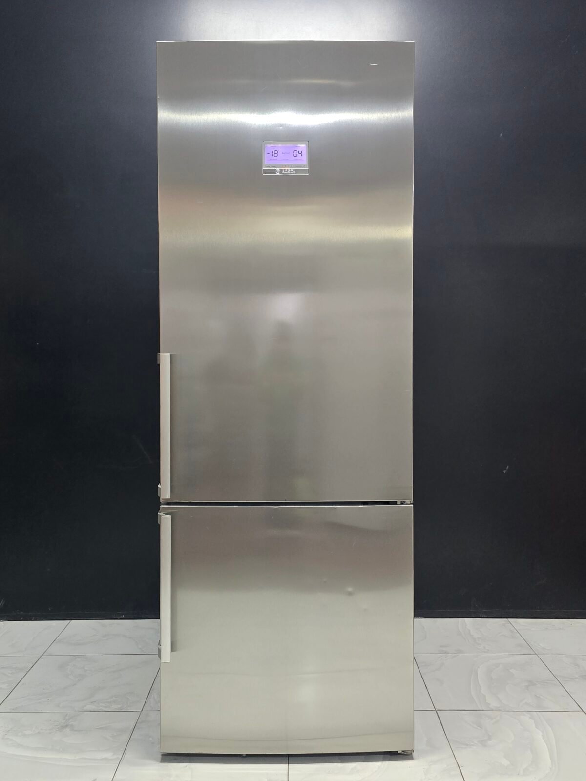 BOSCH A++ INOX 510 LT KOMBİ TİPİ NOFROST*1 YIL GARANTİ*TESLİMAT - Görsel 1