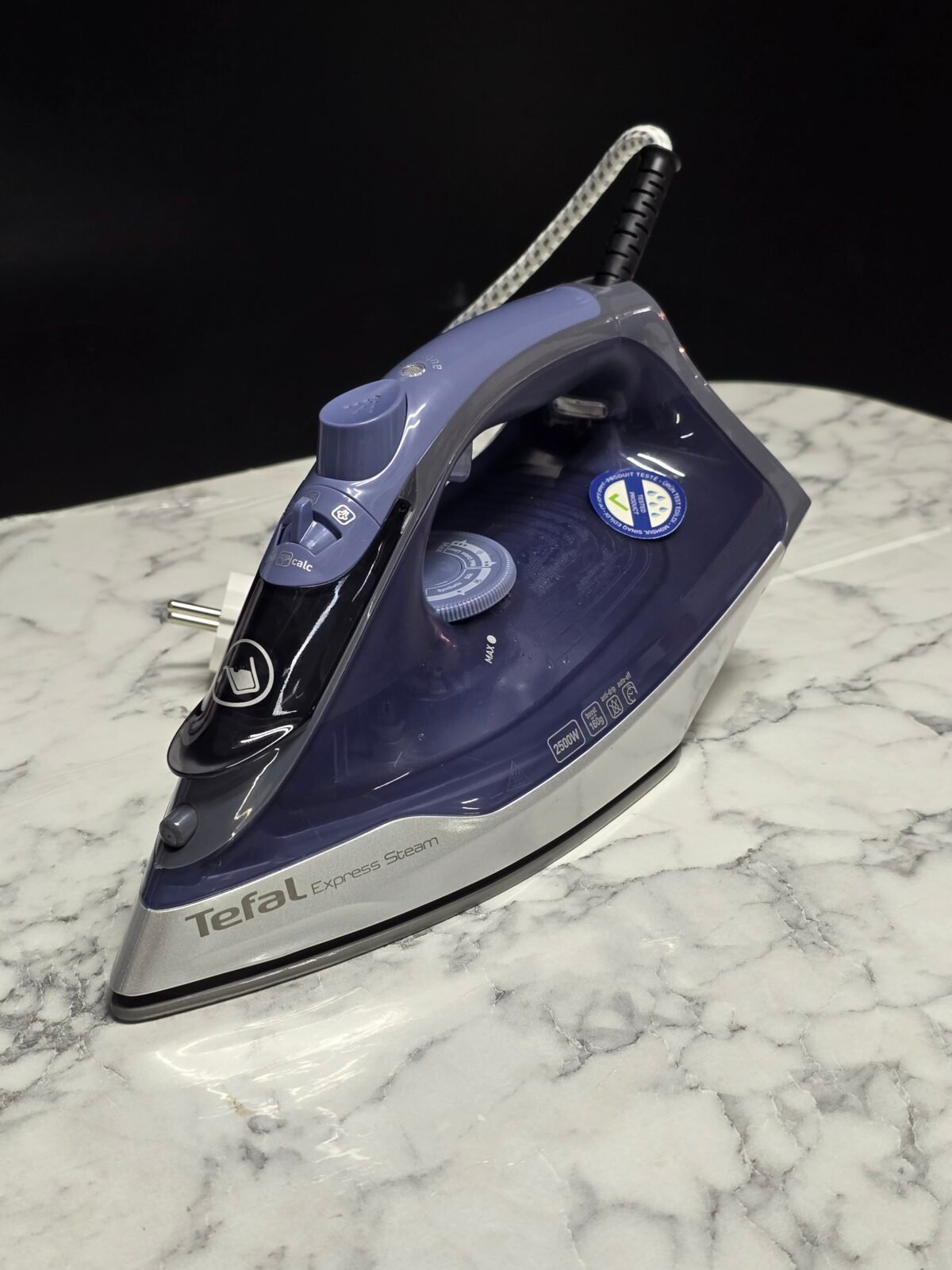 TEFAL SERAMİK TABAN 2500 WATT ÜTÜ - Görsel 1