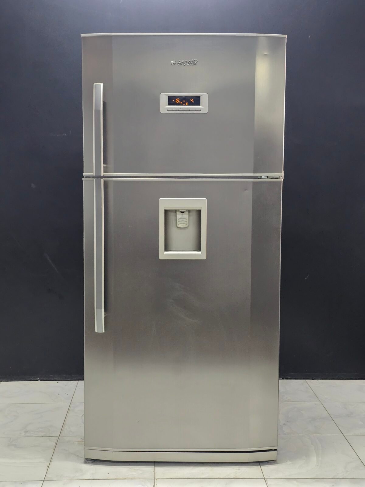 ARÇELİK A+ INOX 611 LT - Görsel 1