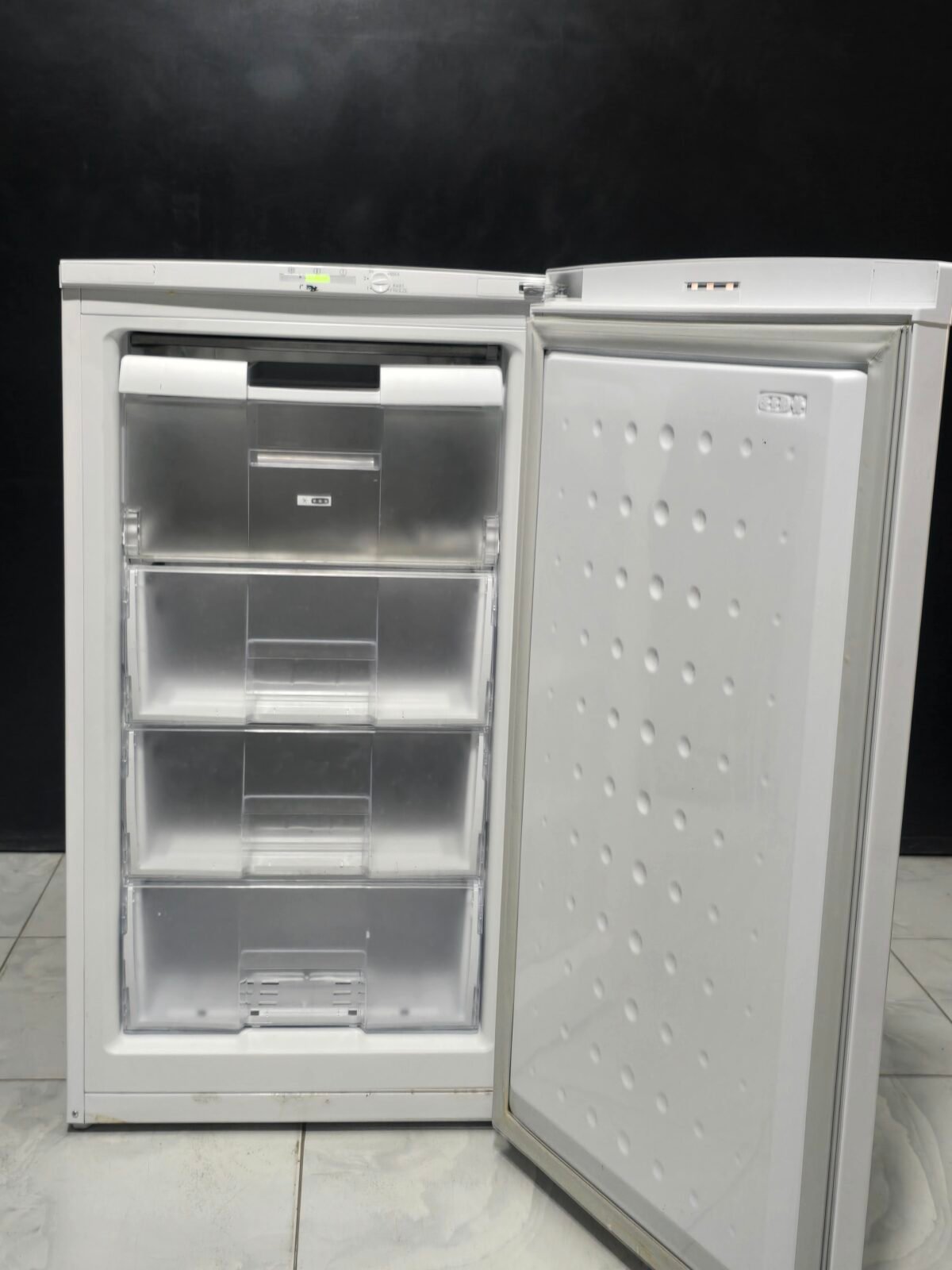 ALTUS A+ 4 ÇEKMECELİ DERİN DONDURUCU - Görsel 2