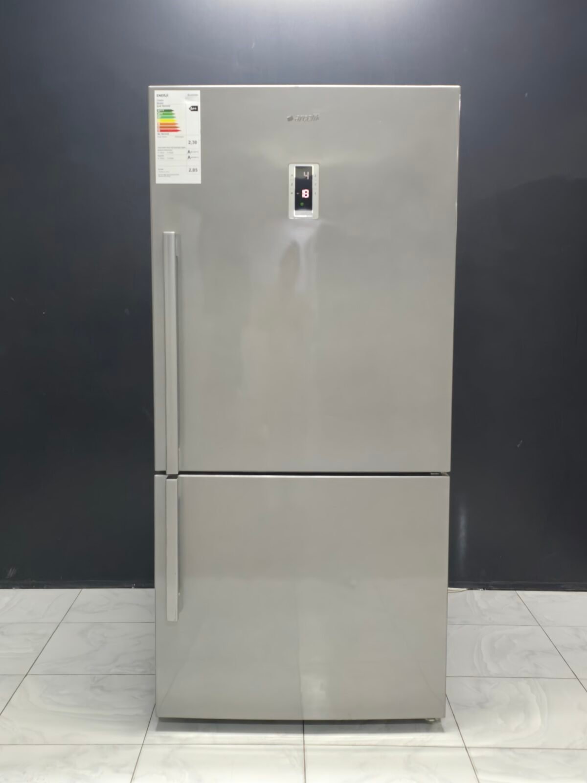 ARÇELİK A++ GRİ 630 LT KOMBİ TİPİ - Görsel 1