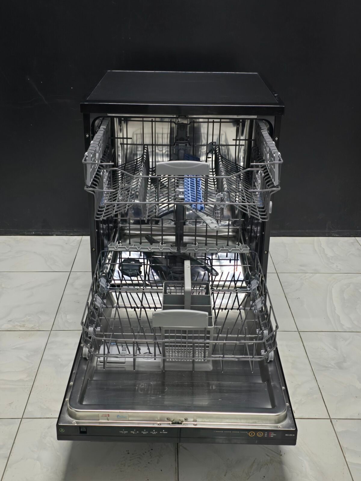 VESTEL A++ SİYAH CAM YÜZEY 5 PROGRAMLI BULAŞIK MAKİNESİ - Görsel 2