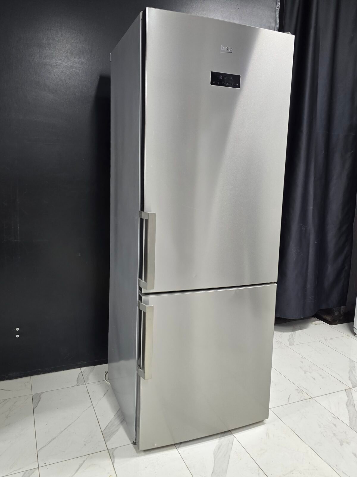 BEKO A++ 520 LT INOX KOMBİ TİPİ NOFROST BUZDOLABI - Görsel 4