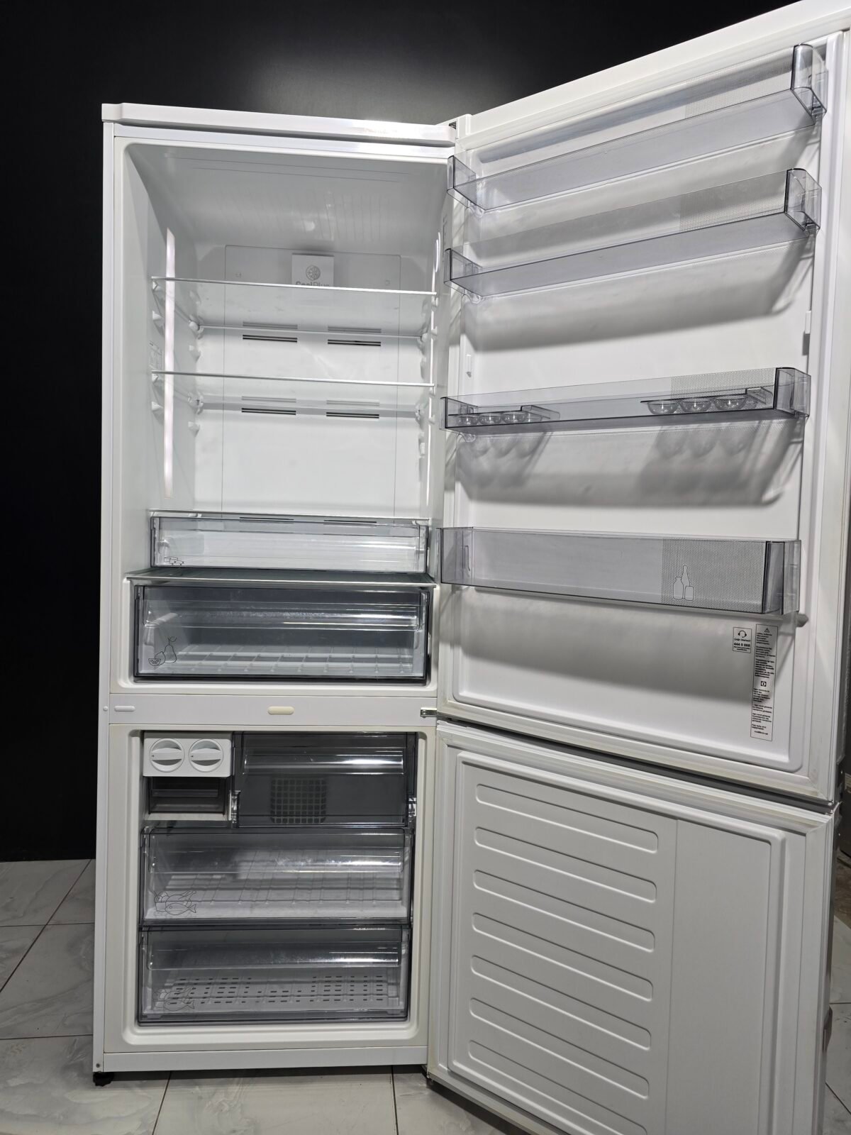 ARÇELİK A++ 520 LT KOMBİ TİPİ NOFROST BUZDOLABI - Görsel 2