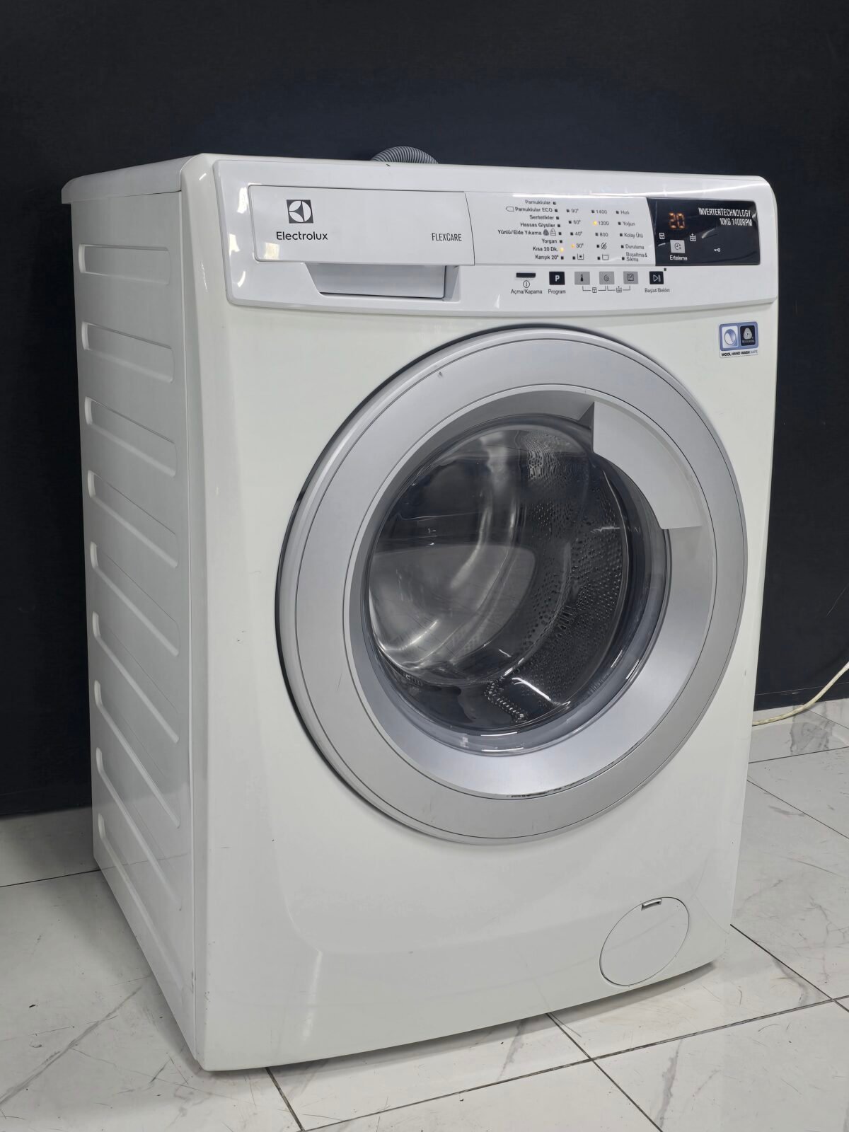 ELEKTROLUX A+++ 10 KG 1400 DEVİR ÇAMAŞIR MAKİNESİ - Görsel 4
