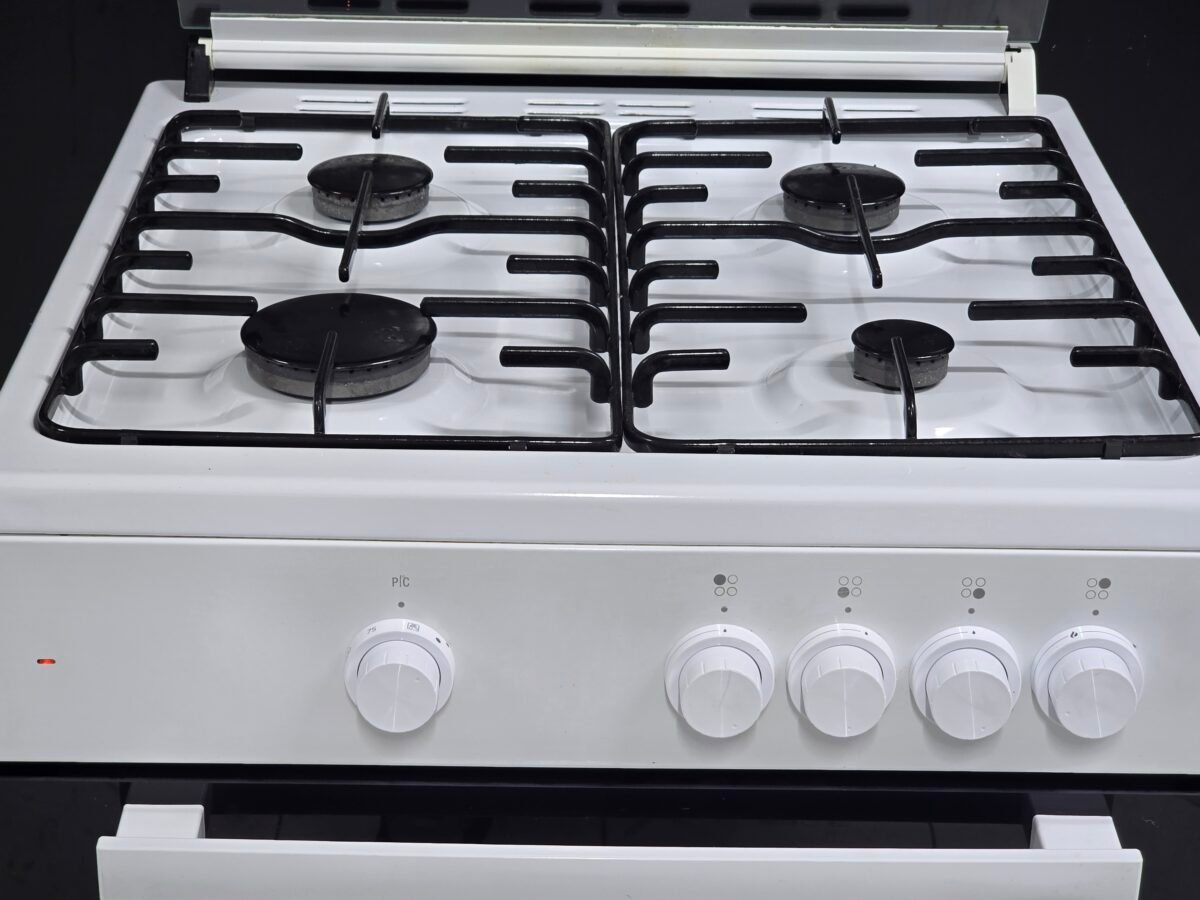 ARÇELİK TAM BOY ÇAKMAKLI GAZ EMNİYETLİ OCAKLI FIRIN - Görsel 2