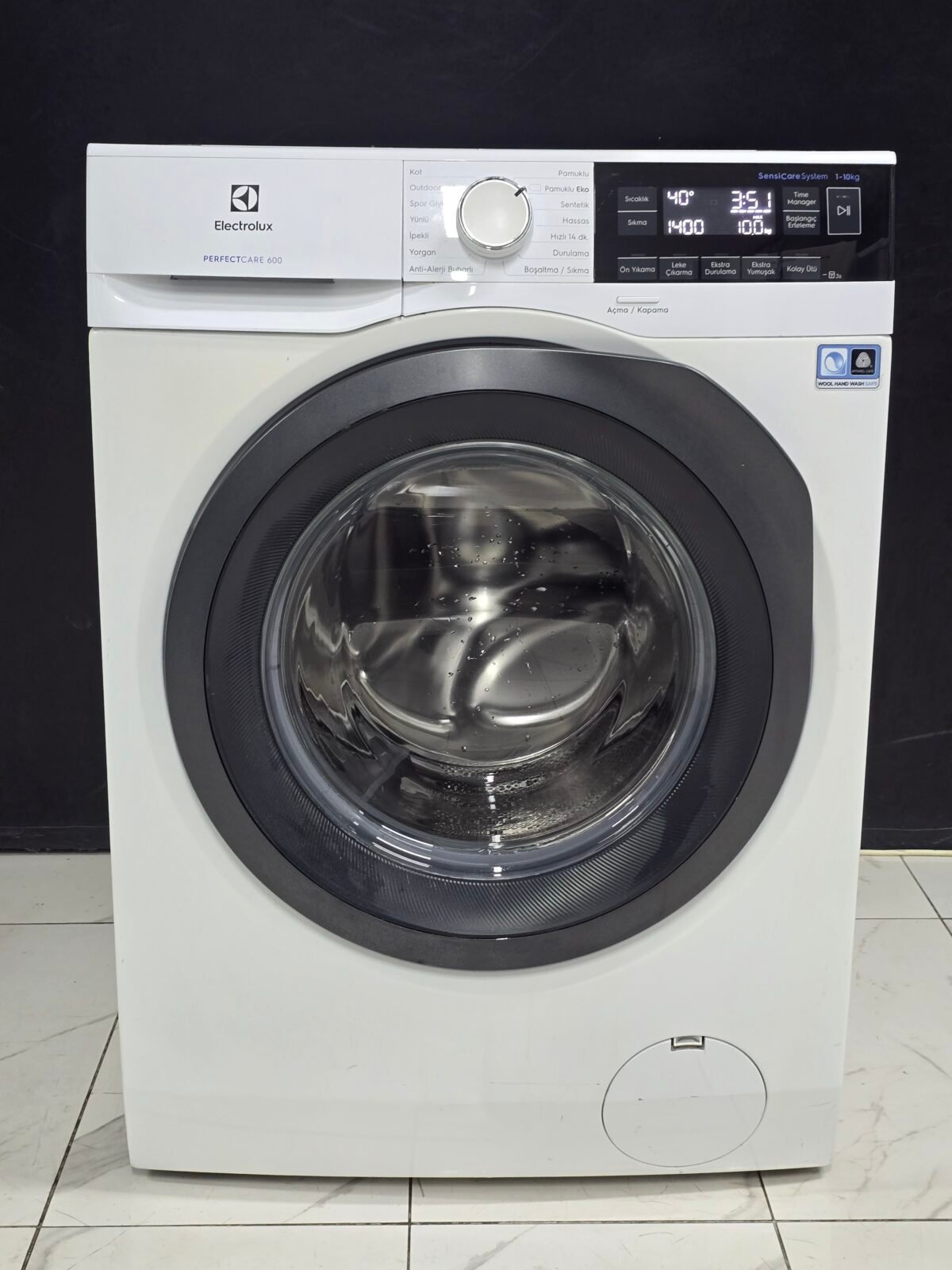 ELEKTROLUX A+++ 10 KG 1400 DEVİR ÇAMAŞIR MAKİNESİ - Görsel 1