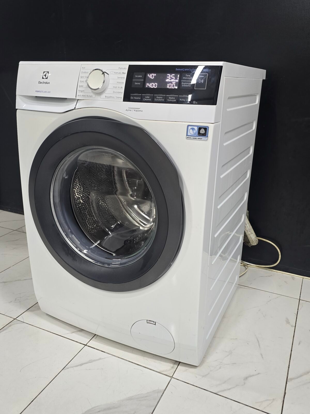 ELEKTROLUX A+++ 10 KG 1400 DEVİR ÇAMAŞIR MAKİNESİ - Görsel 3