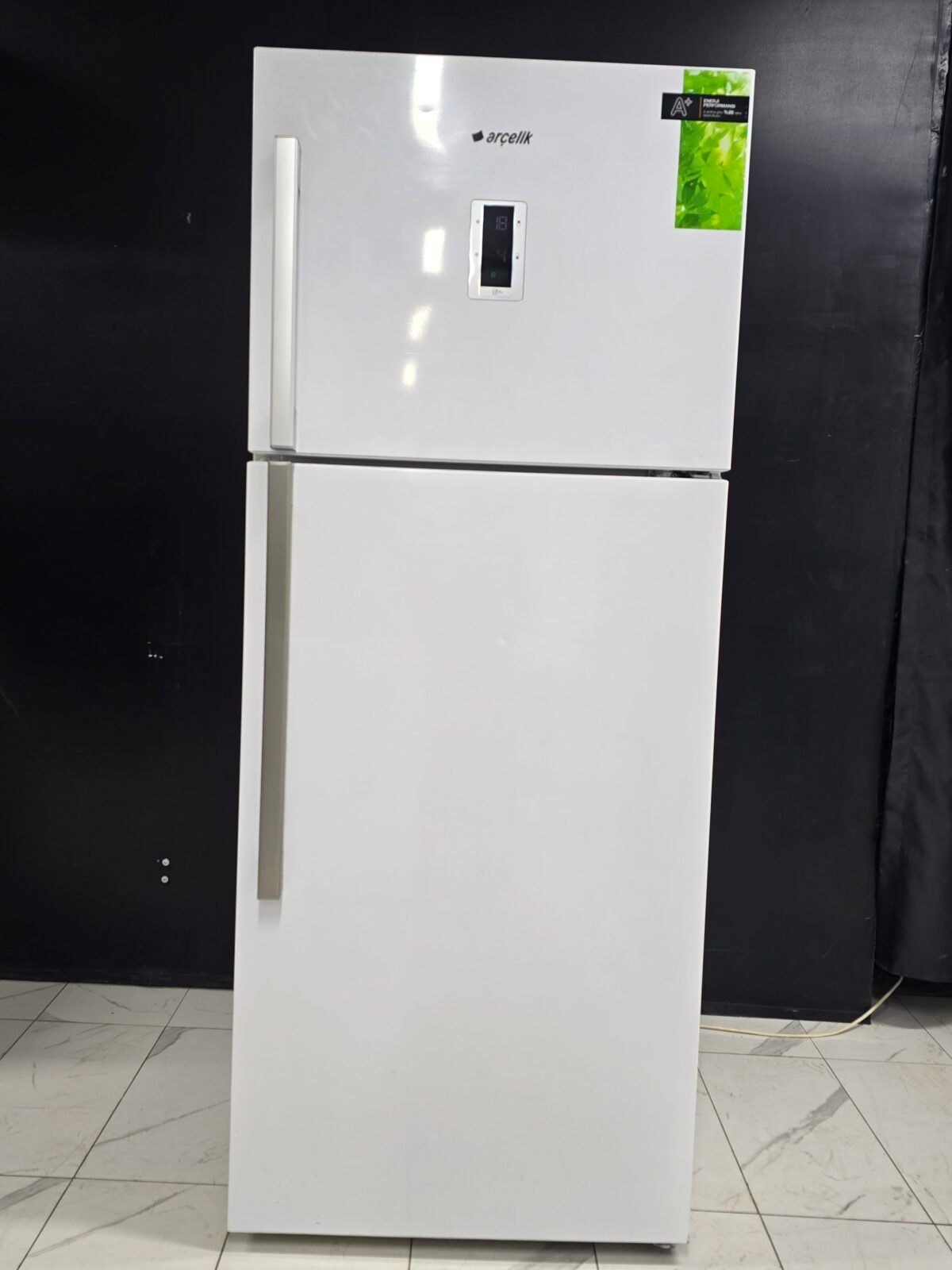 ARÇELİK A+ 560 LT NOFROST BUZDOLABI - Görsel 1