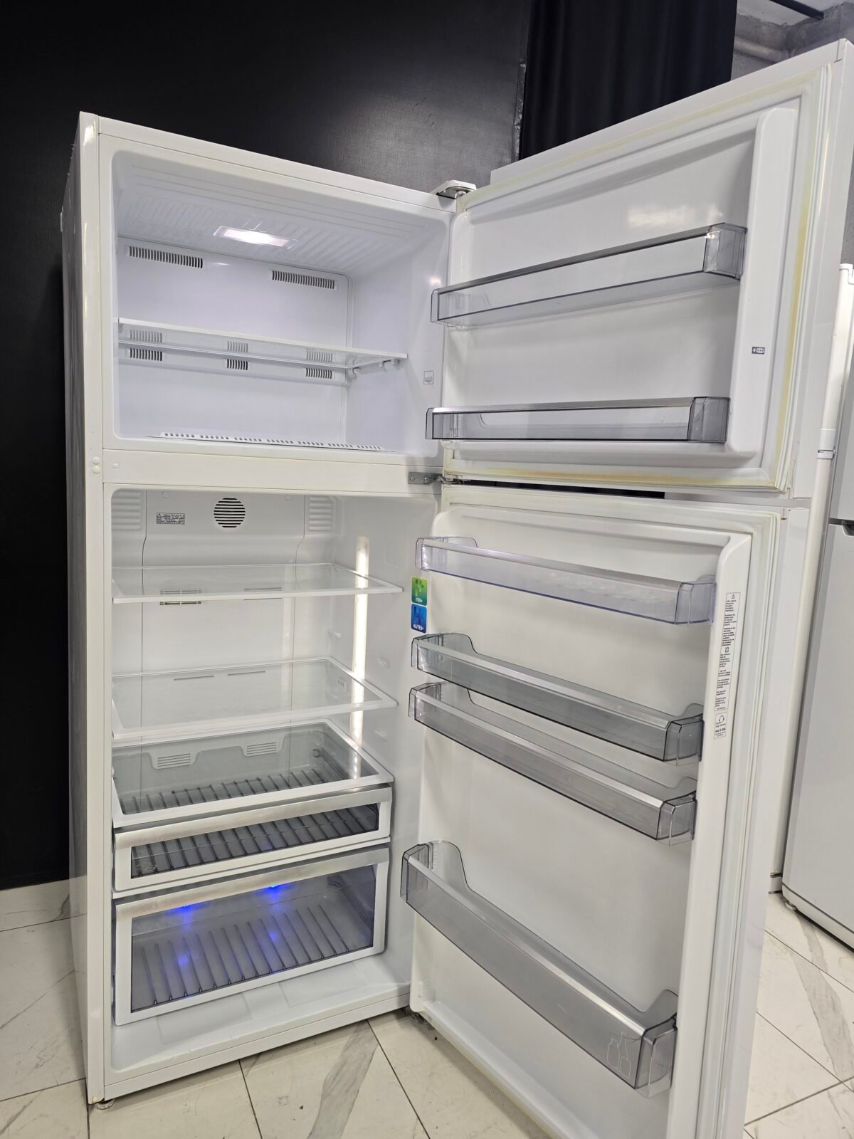 ARÇELİK A+ 560 LT NOFROST BUZDOLABI - Görsel 2